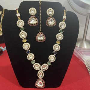 Kundan Multi set with tikka