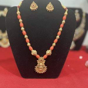 Antic Lakshmi coral set