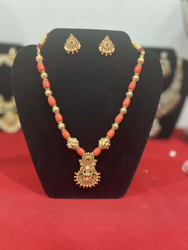 Antic Lakshmi coral set